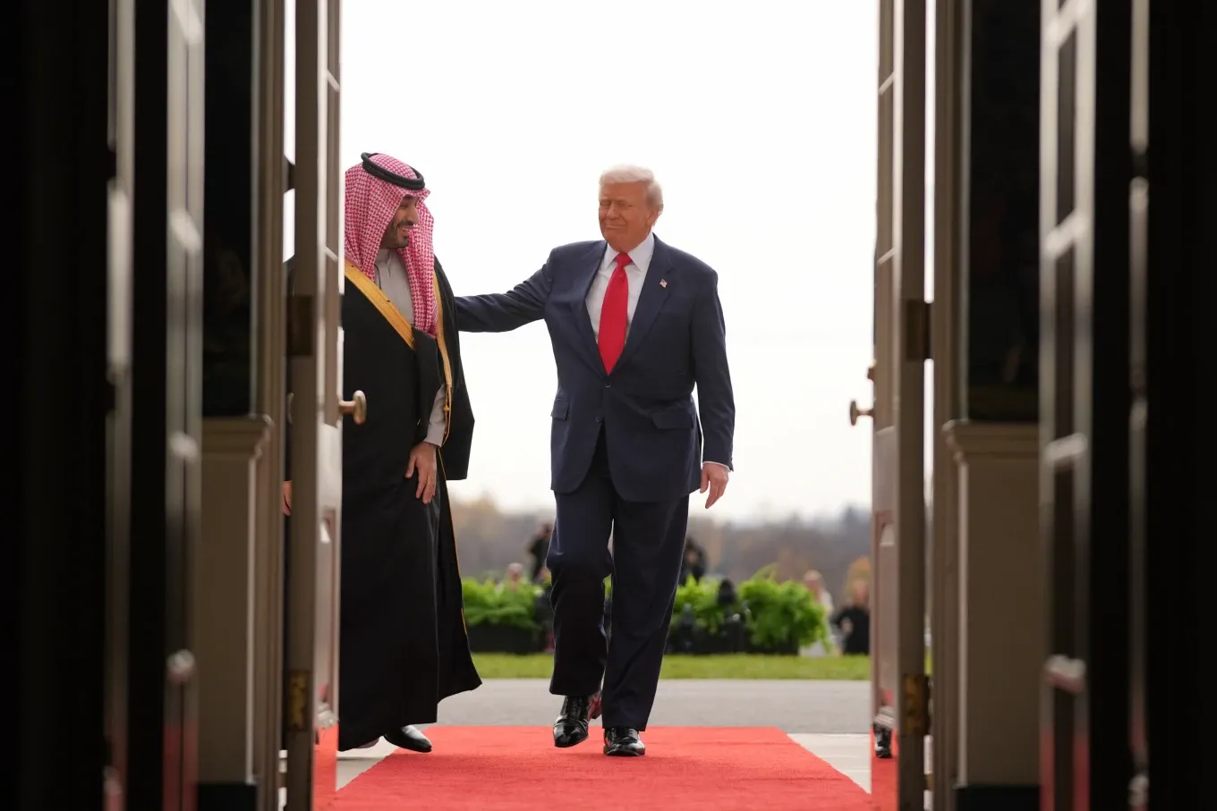 Trump welcomes Saudi crown prince at White House, in photos