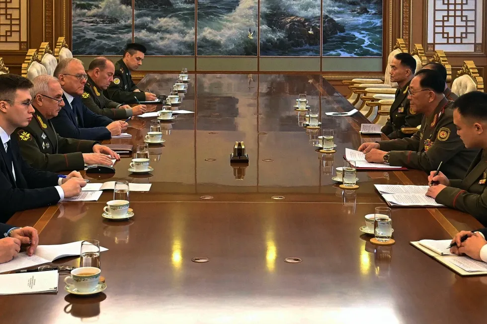 North Korean and Russian military officials discuss further cooperation in Pyongyang