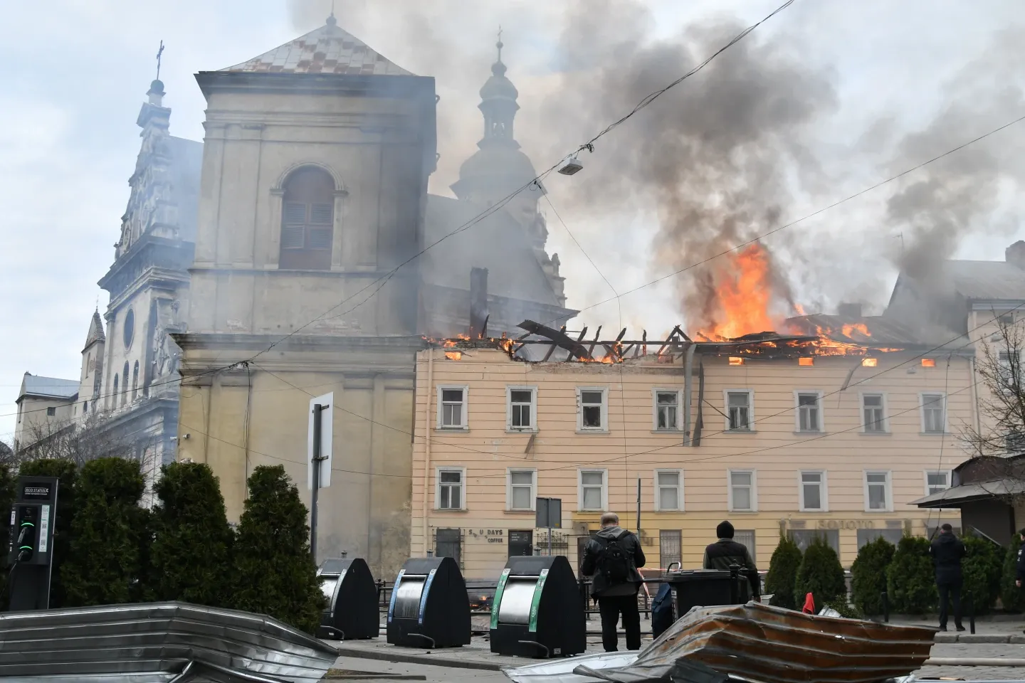 Russia says it shot down almost 400 Ukrainian drones as Moscow and Kyiv escalate aerial barrages