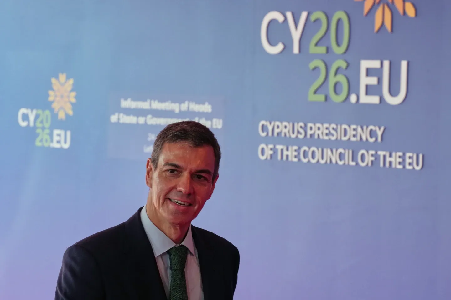 Sánchez sidesteps a Spain-US dispute at NATO, brushing off reported Pentagon email