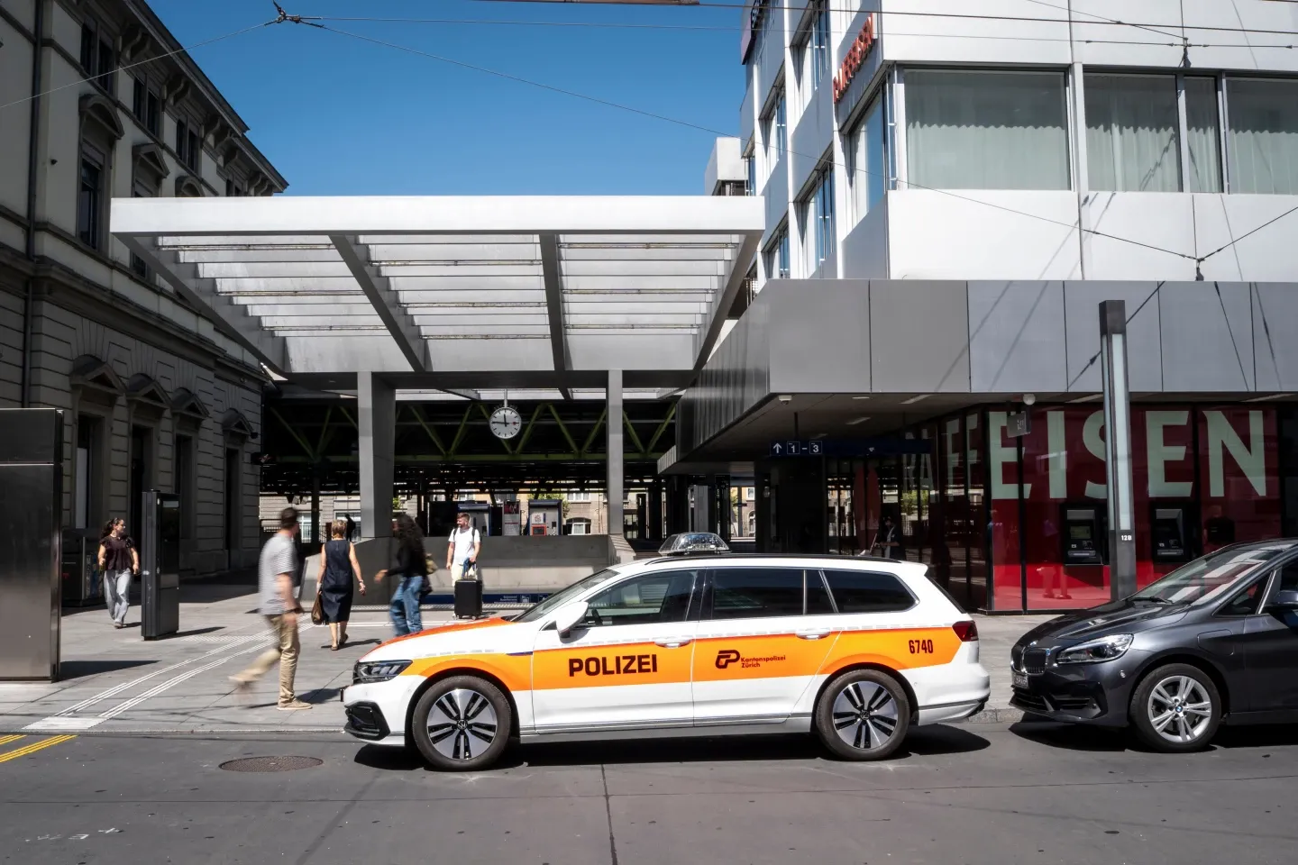 Police say a man stabbed and wounded 3 people at a Swiss train station before being arrested
