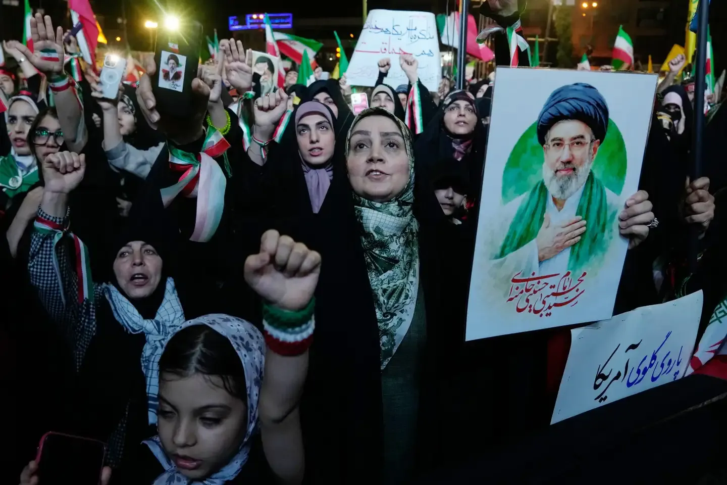 US attempt to open the Strait of Hormuz tests Iran war’s fragile ceasefire