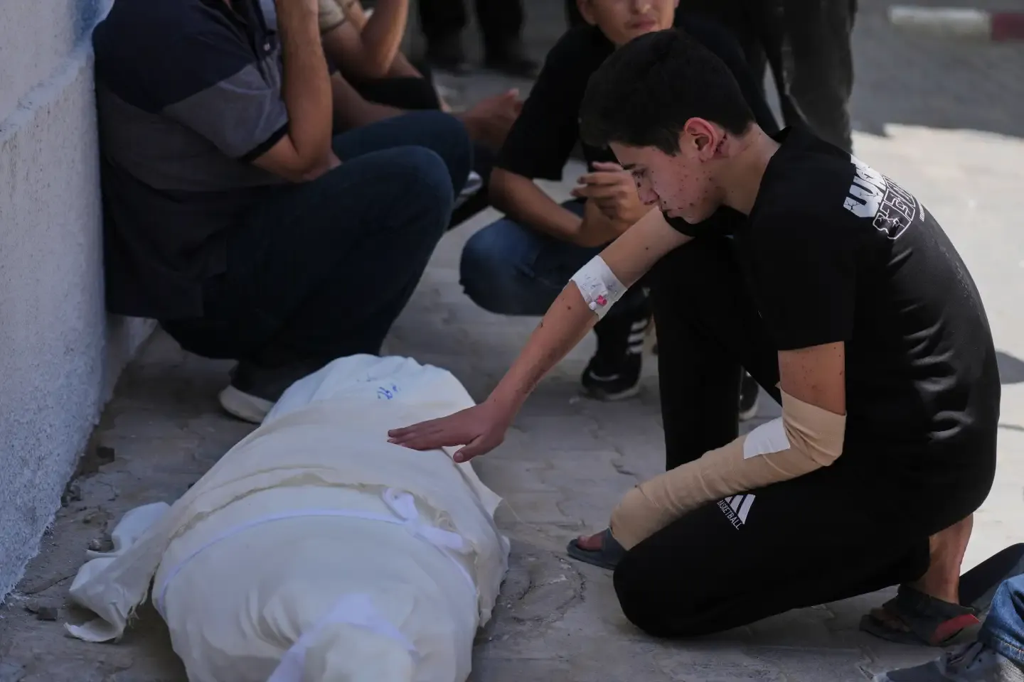 9 killed in strikes in Gaza overnight, hospital says