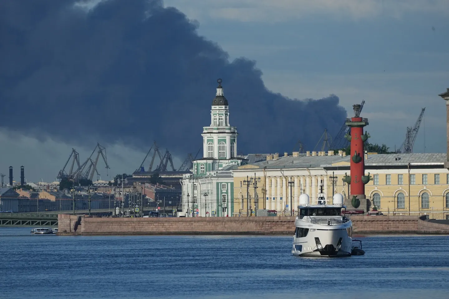 Ukraine targets St. Petersburg again after Putin rejects Zelenskyy’s offer for direct talks