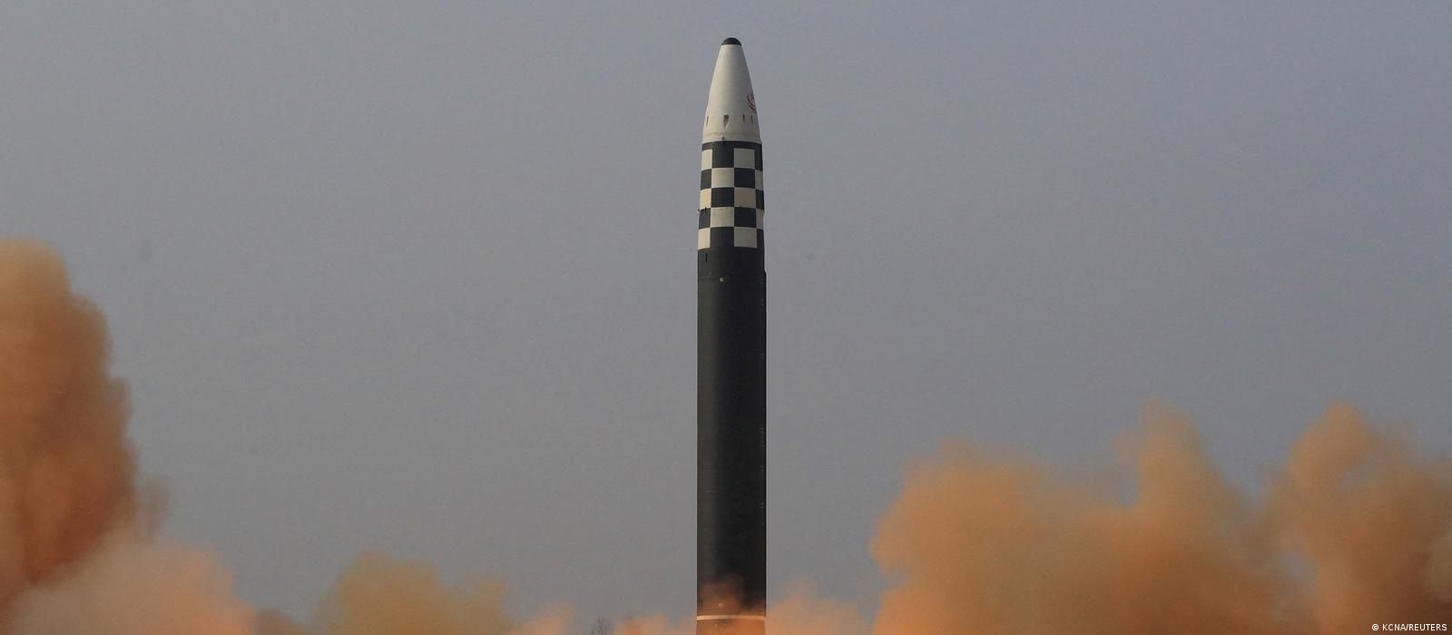 O que se sabe sobre o "míssil monstro" da Coreia do Norte
