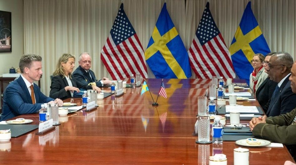 США подписали со Швецией соглашение об оборонном сотрудничестве