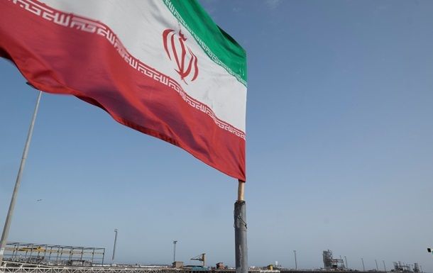 Вашингтон предоставил временный допуск на продажу иранской нефти