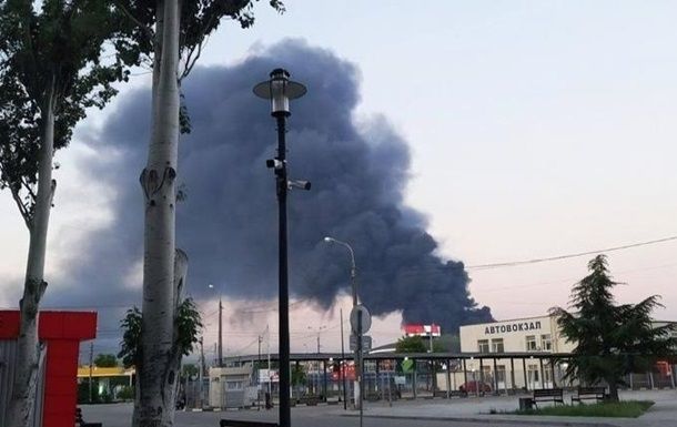 В Крыму ограничили подачу электричества и снизили число поездов после атак на энергообъекты