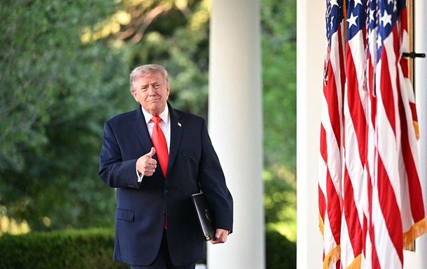Доходы Дональда Трампа за год вызывают споры в США
