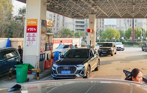 Предложения о заправке авто китайским топливом для жителей Забайкалья
