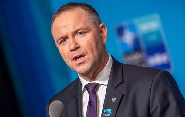 Навроцкий выступает за запрет символа УПА в Польше