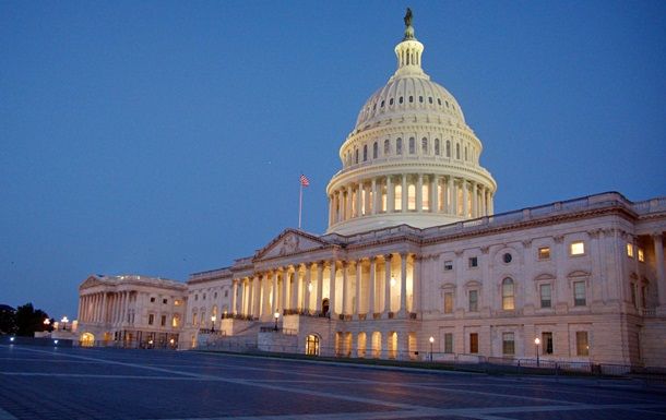 Сенат США включил в повестку дня закон о поддержке Украины