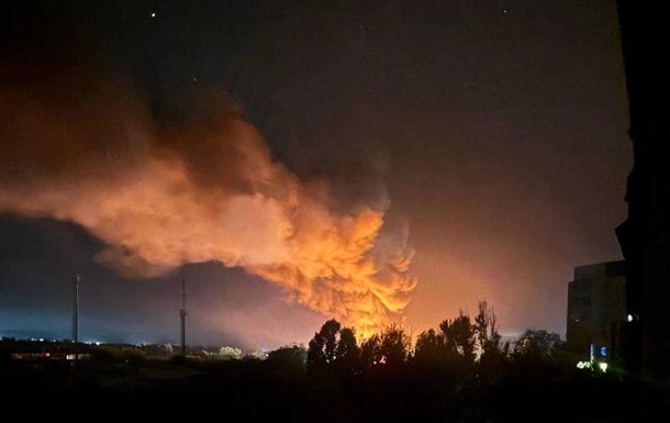 Атаки дронов затронули Воронеж, оккупированный Луганск и Крым