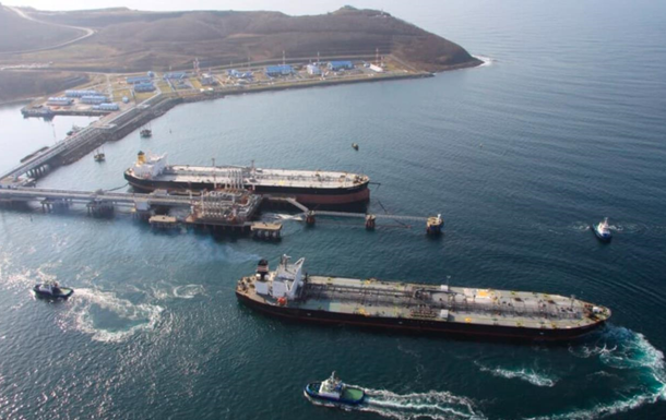 Главный нефтепорт РФ в Черном море приостановил погрузку судов