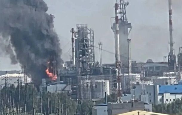 Повторное поражение Тюменского НПЗ зафиксировано ССО Украины