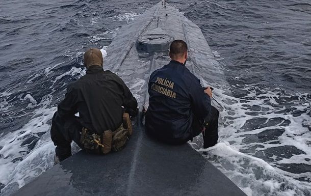 Изъяли с берегов Португалии почти три тонны кокаина