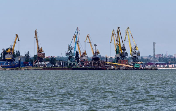 Удары БПЛА привели к проблемам в портах Азов и Таганрог