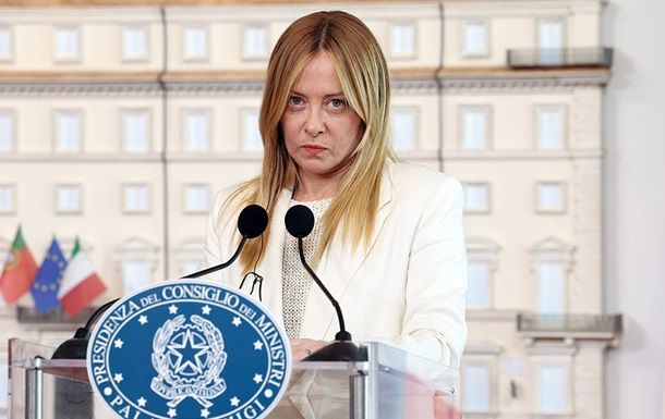 Мелони рассматривает выход Испании из Шенгена из-за миграционного кризиса
