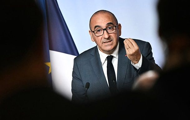 Париж усилил границу с Испанией из-за наплыва мигрантов в Сеуте