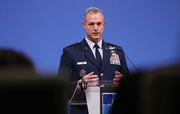 Недостаток военно-морских ресурсов США для противодействия иранской баллистике сообщил командующий Еврокомандованием