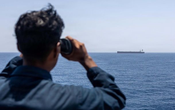 Центр командования США сообщил о задержании 51 торгового судна из-за блокады Ирана