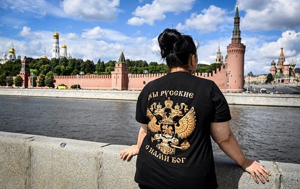 Резкое падение индекса благополучия россиян связано с войной и дефицитом топлива