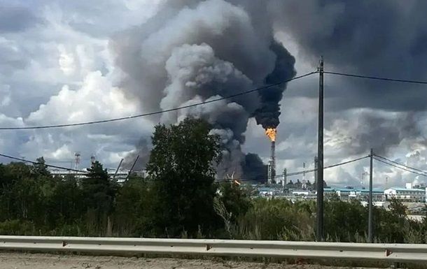 Пожар на строительстве АГХК в России на Дальнем Востоке