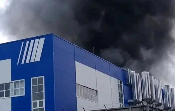 Завод по выпуску ракетных двигателей Протон-М сгорел в Перми