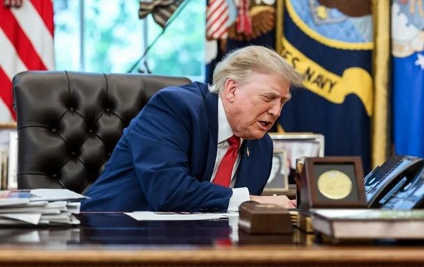 Администрация Трампа обеспечила временное финансирование федерального правительства США