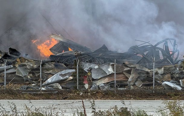 Издатели РФ запросили помощь государства после атак на склады маркетплейсов