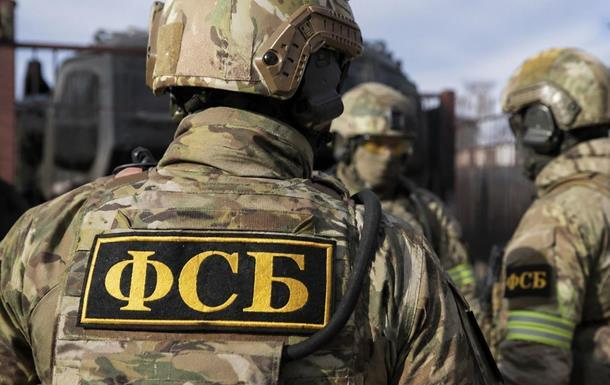 Силовики РФ задержали 16-летнего жителя Севастополя за "терроризм"