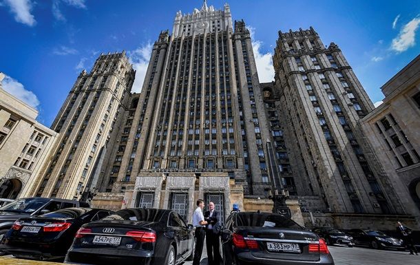 РФ закрывает генеральное консульство Германии в Петербурге