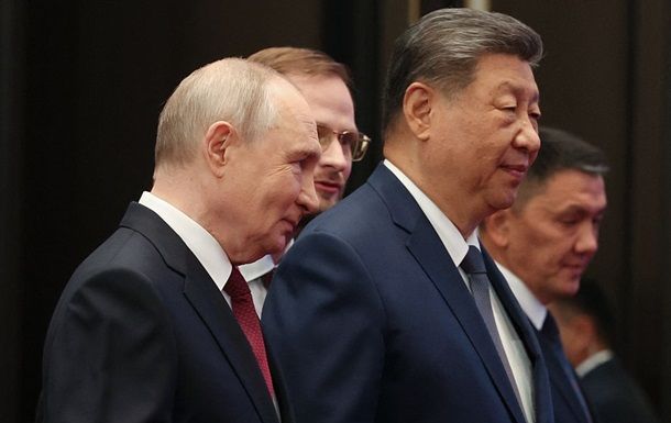 Си отказался от встречи с Путиным на БРИКС