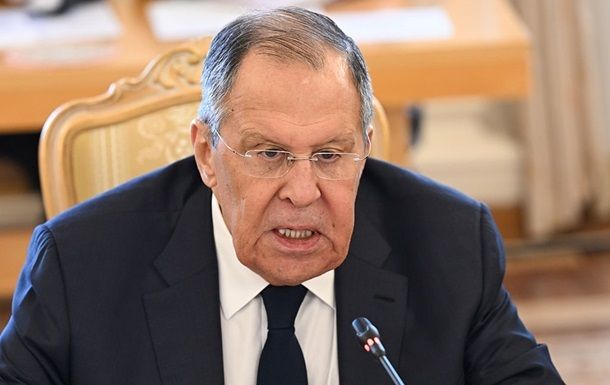 Лавров заявил о готовности РФ к переговорам без прекращения войны