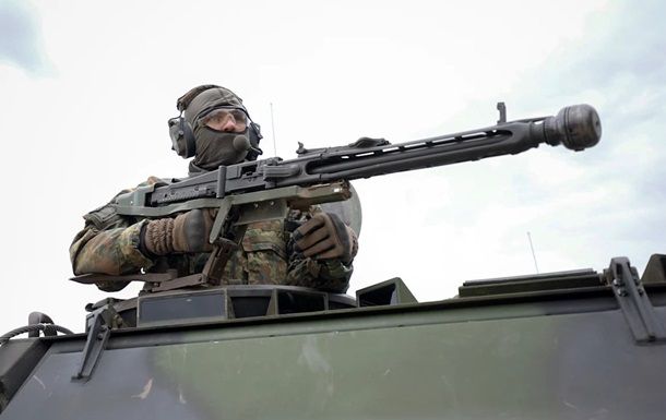 Военных с российскими корнями не допустили в бригаду НАТО в Литве