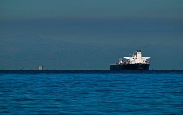 Хуситы пообещали не атаковать корабли США