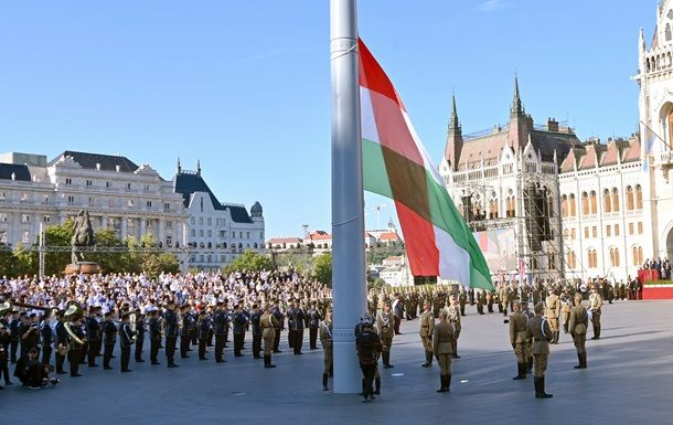 Венгрия отказалась от большей части кредита SAFE