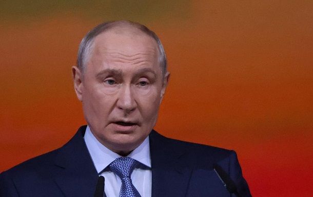 Путин вспомнил о русскоязычных в странах Балтии