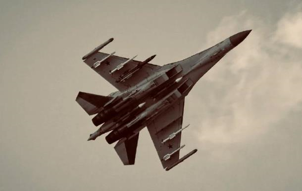 На аэродроме в Адыгее поражены Су-35 и Су-34 - СБУ