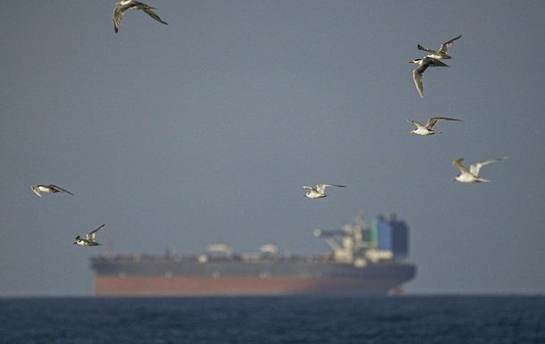 До $40 млн за рейс: перевозка нефти через Ормуз резко подорожала