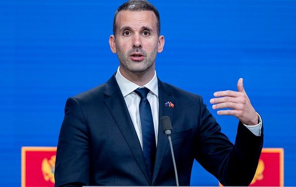 Премьер-министр Черногории прокомментировал дело "Рыбаря"