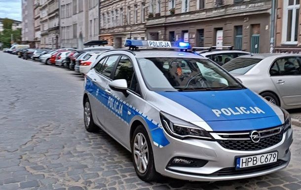 Новая ножевая атака в Польше: пострадали два пассажира автобуса