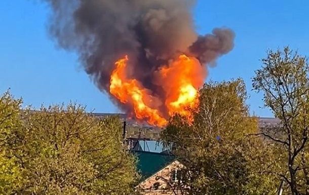 Пламя высотой 70 метров: в России взорвался магистральный газопровод