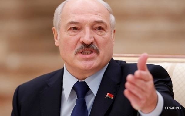 Лукашенко назвал инцидент на границе с Латвией "инсценировкой"