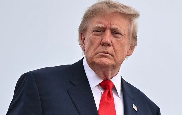 Трамп опроверг остановку обмена разведданными