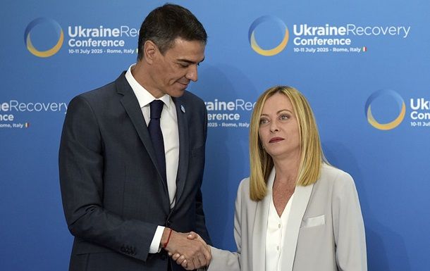 Испания и Италия восстановят свободное передвижение через порты и аэропорты