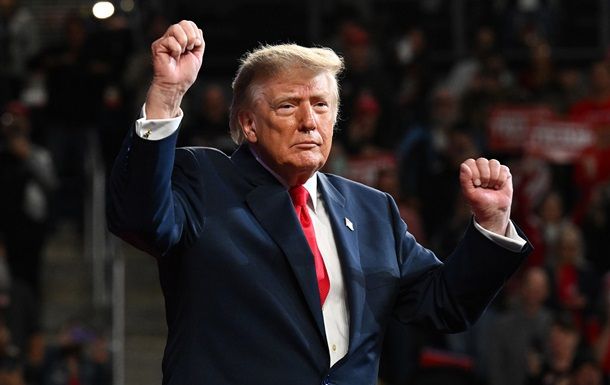 Импичмент Трампа поддерживают 54% американцев