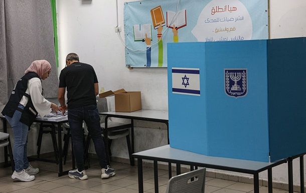 В Израиле начались парламентские выборы