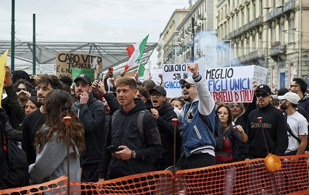 В Италии новая волна протестов: в Милане ожидают 10 000 демонстрантов