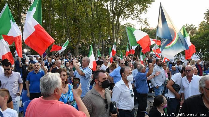 Italijanska demokratija puca po šavovima